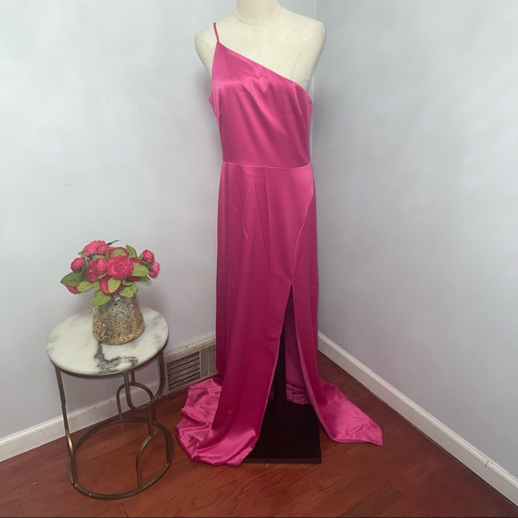 # Likely Cardallino Asymmetrical Fuchsia One Shoulder Strap Gown New With Tag - Picture 5 of 16